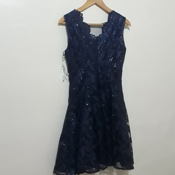 MORGAN & co.  Elegant with lace and sequense drees - Picture 2 of 3